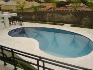 Fotos_de_modelos_de_piscinas_residenciais_3