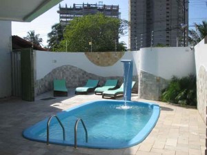 Fotos_de_modelos_de_piscinas_residenciais_4