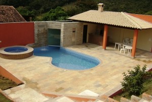 Fotos_de_modelos_de_piscinas_residenciais_9