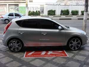 Fotos_i30_hyundai_Tunados_Tuning_13