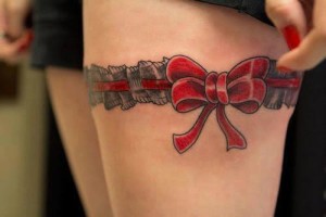 Tatuagem_feminina_na_perna_Fotos_9