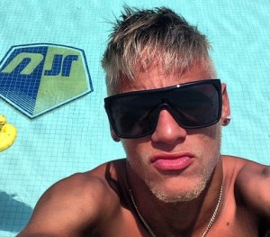 Oculos_do_Neymar_conheca_sua_colecao_9