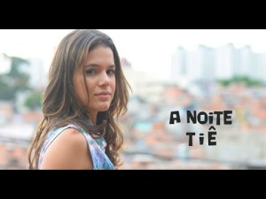 Musica A Noite La Notte da cantora Tie