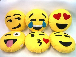 Como fazer almofadas personalizadas Emoji 2