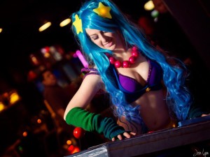 Cosplay Feminino League of Legends 11