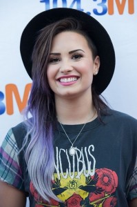 Fotos e Imagens da Cantora Demi Lovato 10