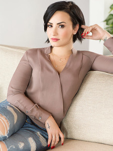 Fotos e Imagens da Cantora Demi Lovato 7
