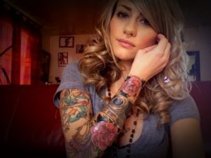 Fotos de tatuagens femininas no braço 4
