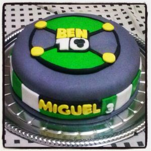 bolo do ben 10