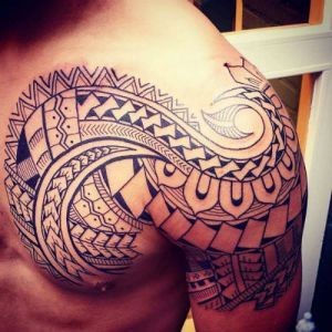 tatuagem maori homem