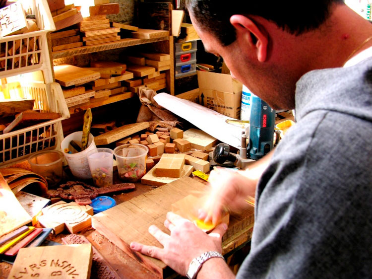 trabalhe com artesanato para ganhar dinheiro